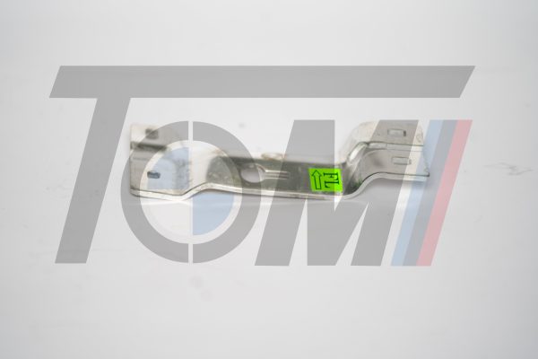 VERTICAL BRACKET