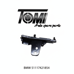 BMW G05 M variant Bumper Guide Right | OEM 51117421854
