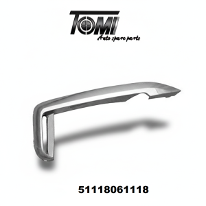 BMW G12 M Variant Front Bumper Moulding RH | OEM 51118061118