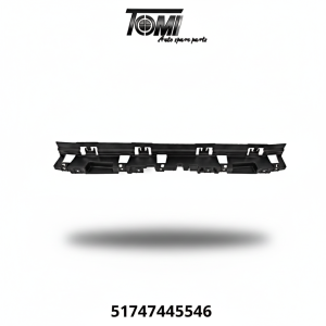 BMW G30 Cross Member Cover | OEM 51747445546